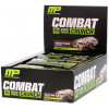 MusclePharm, Хрустящие батончики Combat с кремом, 12 батончиков по 2,22 унции (63 г)