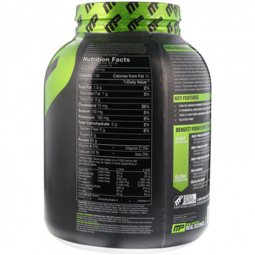 MusclePharm, Белковый порошок Combat, три ягоды, 1814 г (4 фунта)